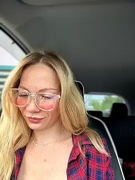 Stripchat Live Sex of LavenderHot