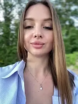 Stripchat Best Webcam of KrisMagnoly