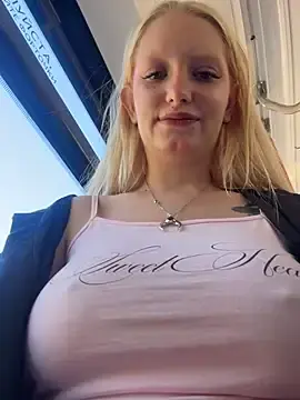 Stripchat Nude Webcam of Mila_NoRules