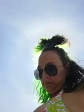 Stripchat Sex Chat of RaveMami