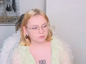 Stripchat Sex Cam of soft_focus