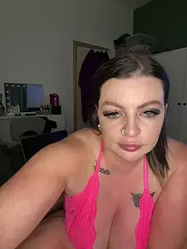 Stripchat Free Porn Cam of Maddison_Leighxo