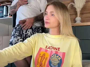 Stripchat Live Sex of Adelovenick