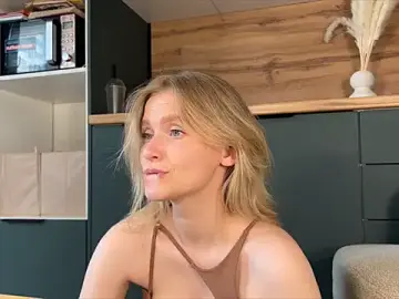 Stripchat Live Porn of Adelovenick
