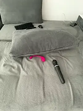 Stripchat Live Sex Cam of Anal_Top