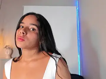 Stripchat Nude Webcam of Roxy_Stonee