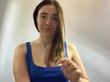 Stripchat Sex Cam of MaisonVirele
