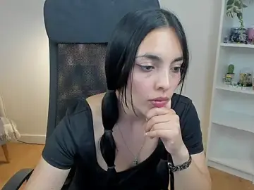 Stripchat Nude Webcam of _BellaEvans_