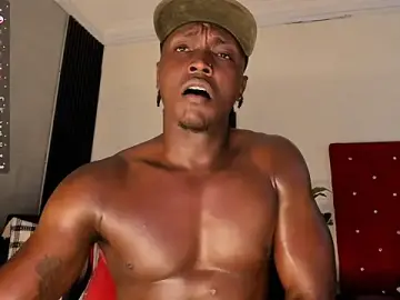 Stripchat Sex Cam of DannSmmith