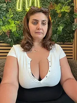 Stripchat Live Sex Cam of AnneKane