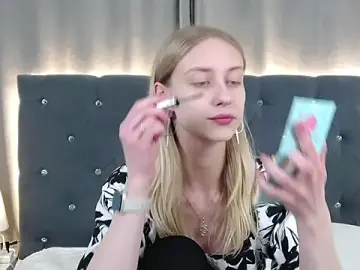 Stripchat Live Sex Cam of RachaelCute