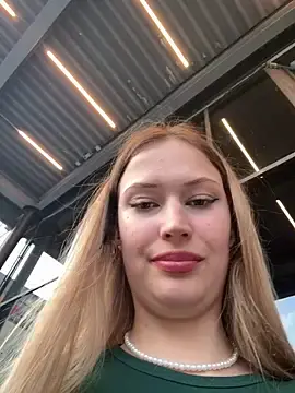 Stripchat Watch Live Sex Cams of blonde_exe