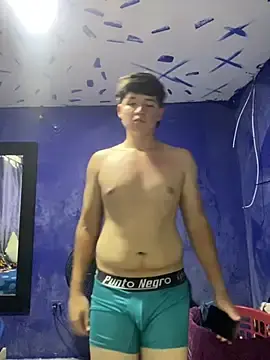 Stripchat Adult Webcam of cacvz07