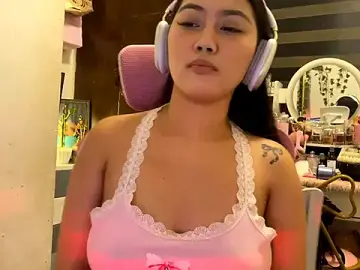 Stripchat Free Porn Cam of GlindaDejardin