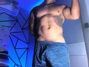 Stripchat Watch Live Sex Cams of juande_24
