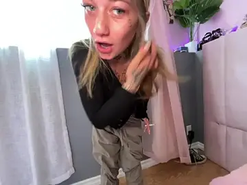 Stripchat Nude Webcam of chloetease