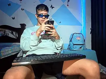 Stripchat Sex Cam of dareck_18