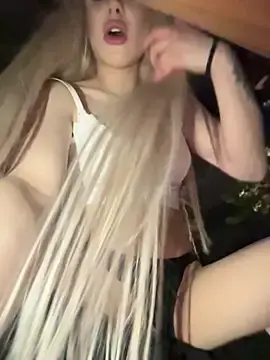 Stripchat Watch Live Sex Cams of AlyssaFoxx_