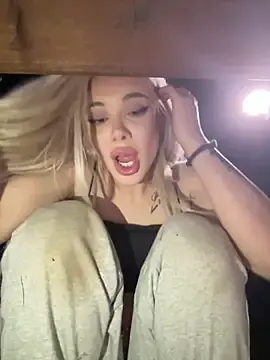 Stripchat Private Sex Chat of AlyssaFoxx_