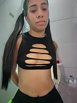 Stripchat Free Porn Cam of Helen_Vidall