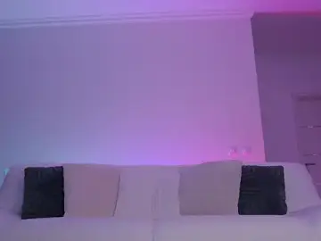 Stripchat Adult Webcam of LilyRoselyn