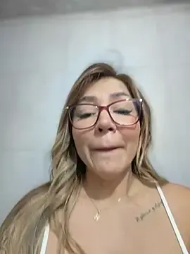 Stripchat Live Porn of DIANITA_1988