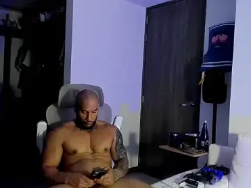 Stripchat Adult Webcams of Andrew_Johnnson