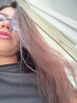 Stripchat Adult Webcams of sara_calderon