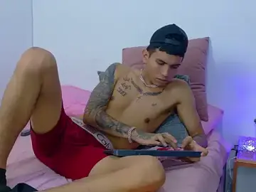 Stripchat Free Live Porn of skoook_gray_