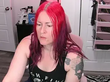 Stripchat Live Porn of gennyrock