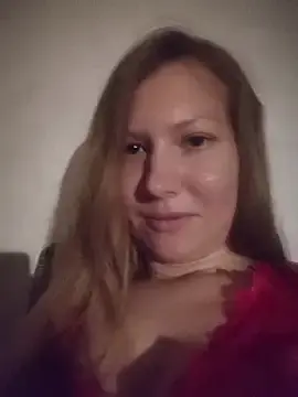 Stripchat Watch Live Sex Cams of August_Shine