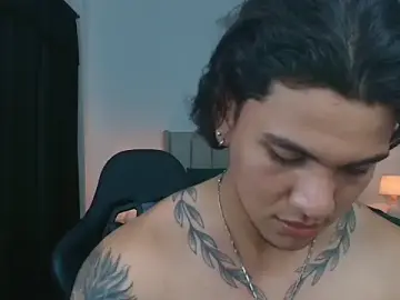 Stripchat Live Sex of Mrbig_maximo
