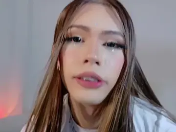 Stripchat Live Sex of raven_li01