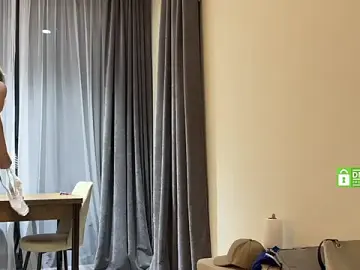 Stripchat Free Live Porn of mommy_nadin