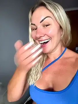 Stripchat Live Sex of NastyMilf_