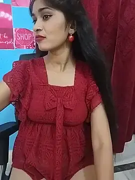 Stripchat Nude Webcam of Naughty_Kiara_