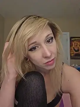 Stripchat Watch Live Sex Cams of AmethystFoxx