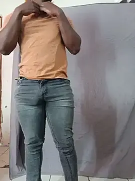 Stripchat Live Sex Cam of PussyPounderBlackD