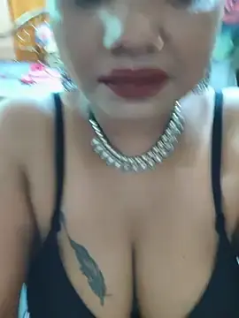 Stripchat Free Porn Cam of YR-SHIVANI