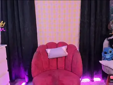 Stripchat Watch Live Sex Cams of cassie_dilaurentis