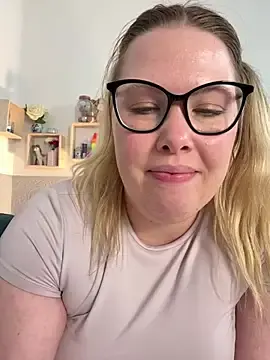 Stripchat Free Live Porn of MaschaMangold