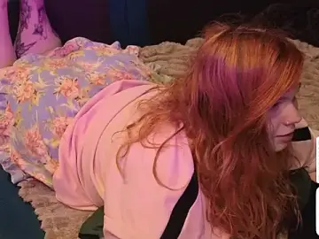 Stripchat Watch Live Sex Cams of Tara_Renn