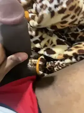 Stripchat Sex Cam of Mia_royal