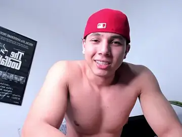 Stripchat Best live sex cam show of Maxx_valiant