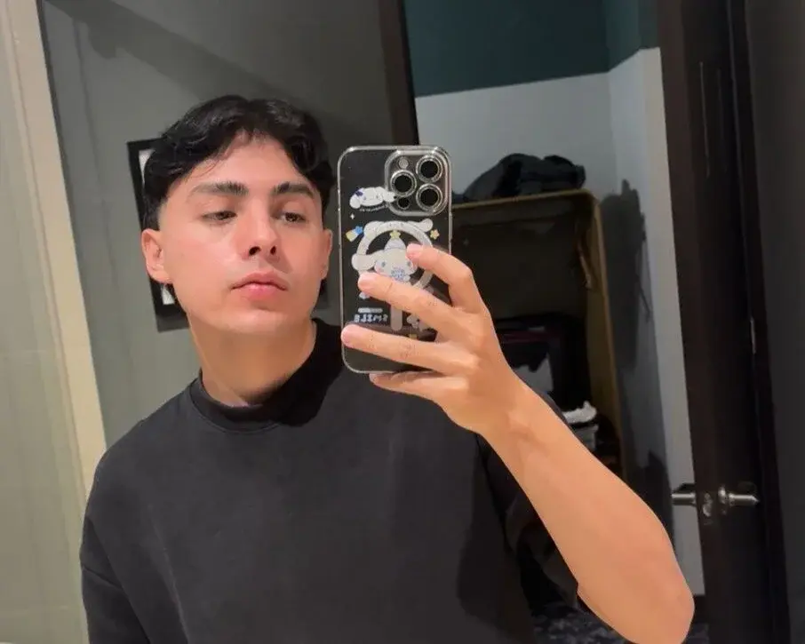 Samu_Hott