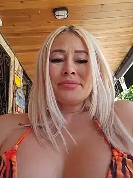 Stripchat Watch Live Sex Cams of MILFBARBY