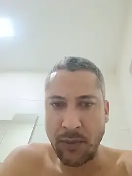 Stripchat Watch Live Sex Cams of Arrombador20