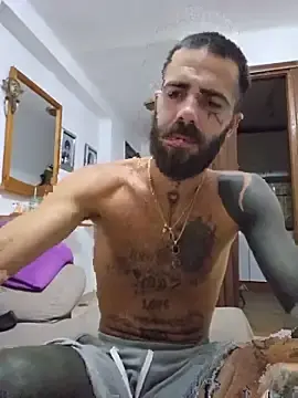 Stripchat Free Porn Cam of charlye_inkkkk