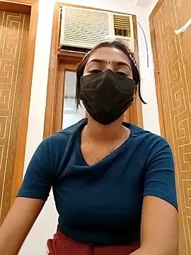 Stripchat Sex Cam of ThyroidLancers