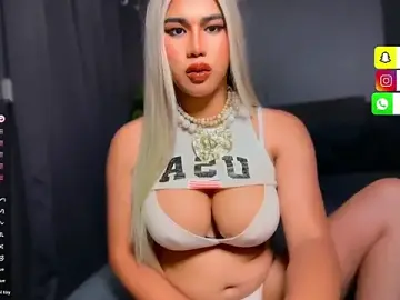Stripchat Free Porn Cam of CelineeAbundance